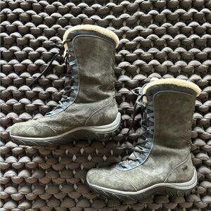 Women’s Patagonia Lugano Waterproof Sherpa Lined Boot (7.5)